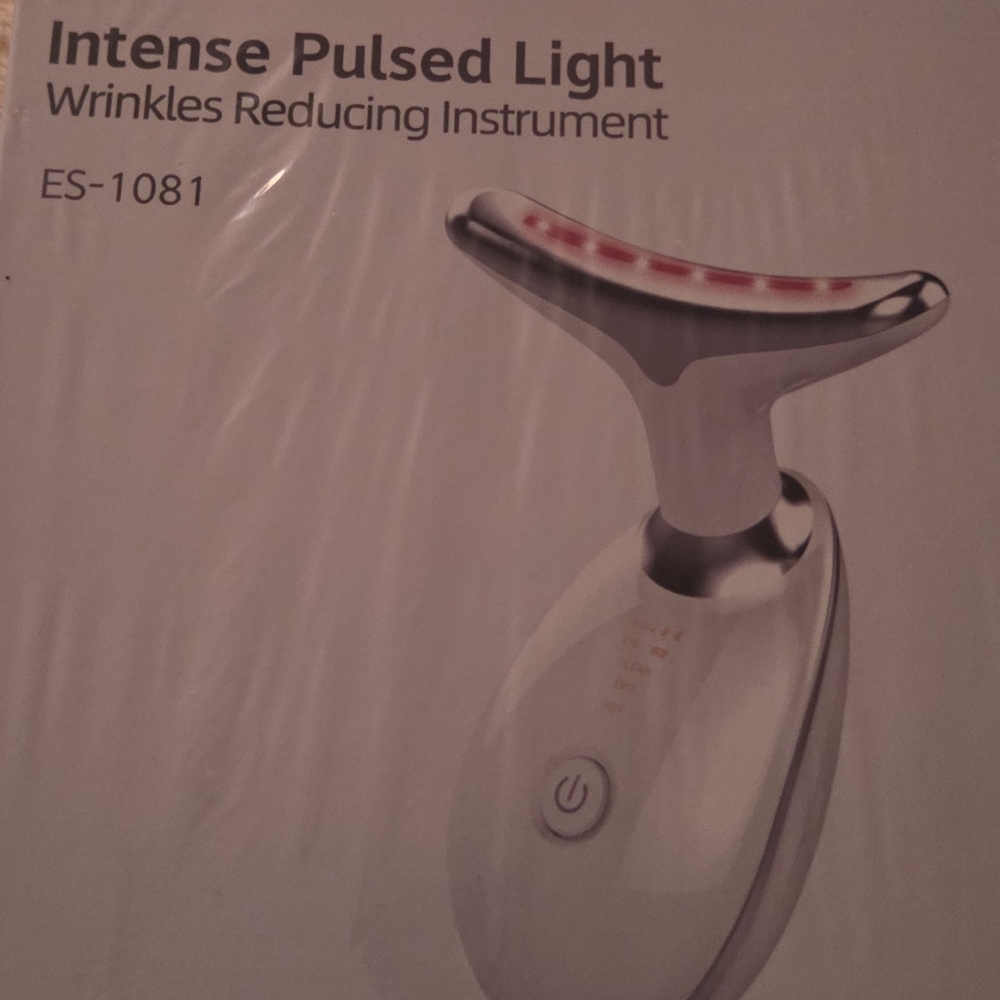 Intense Pulsed Light Wrinkle Reducing Instrument - Picture 2 of 6